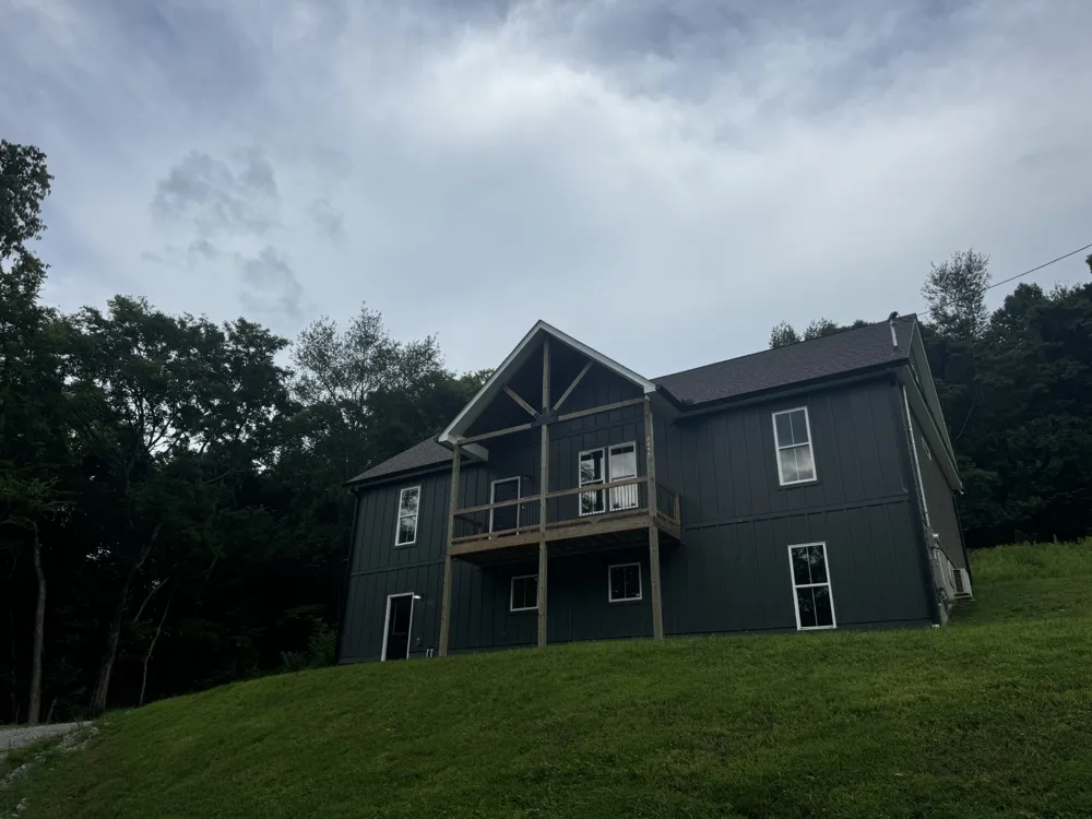 2055 Collier Rd Lewisburg, TN 37091