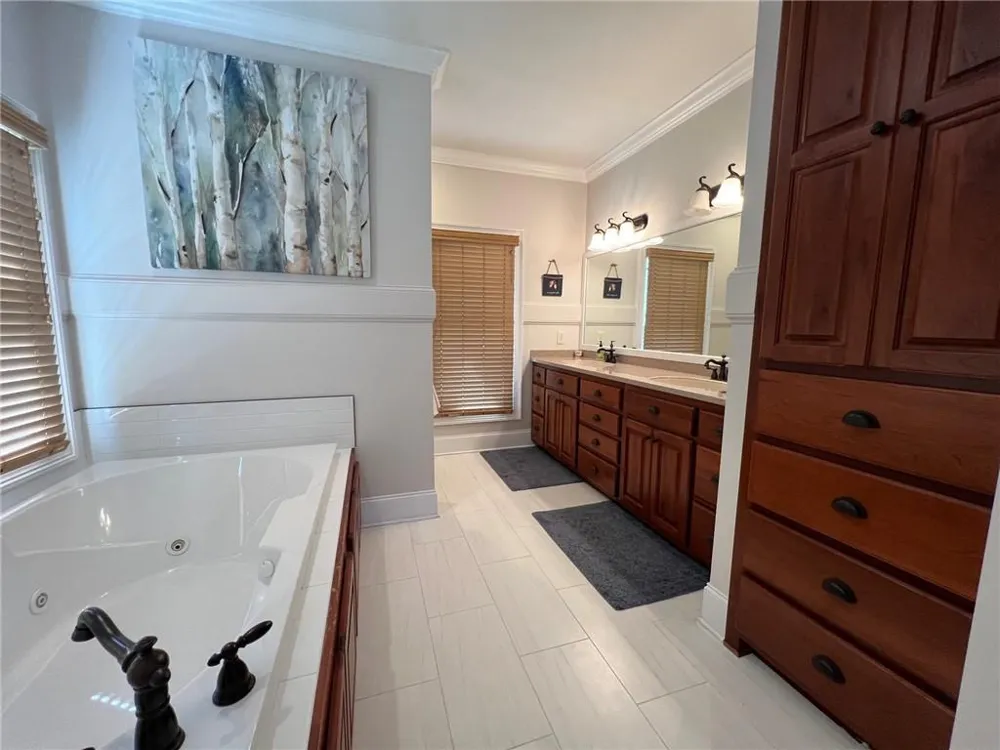 2261 Eastgate Drive E Hiawassee, GA 30546