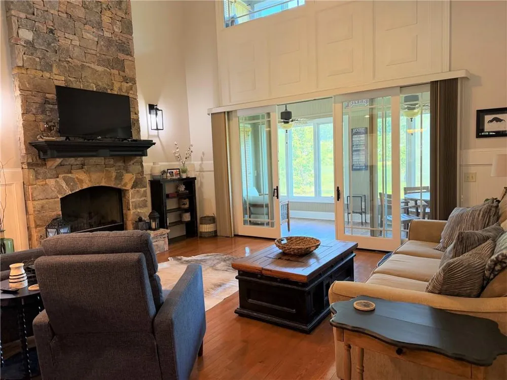 2261 Eastgate Drive E Hiawassee, GA 30546