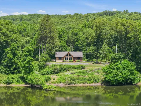 22 Deer Haven Road