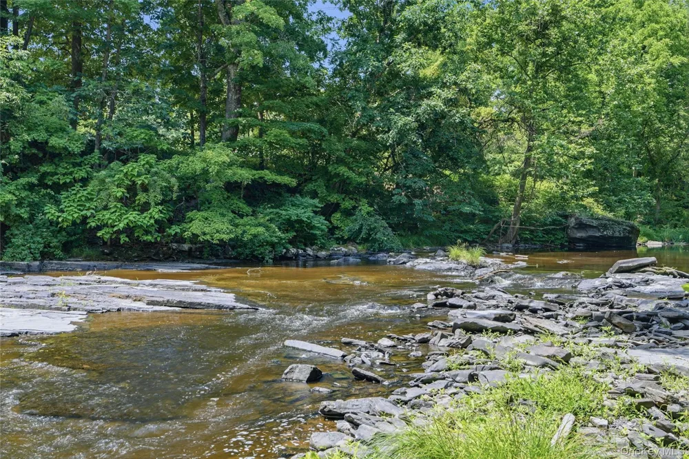 302 Powder Mill Bridge Road Kingston, NY 12401