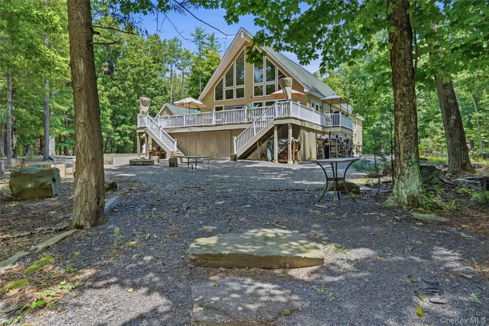 302 Powder Mill Bridge Road Kingston, NY 12401