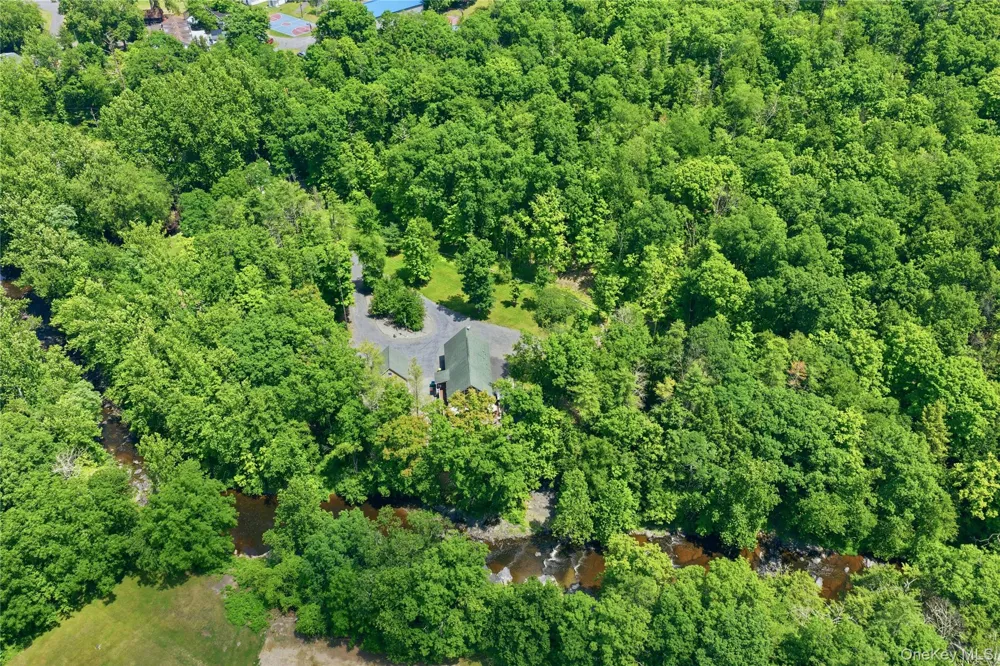 302 Powder Mill Bridge Road Kingston, NY 12401
