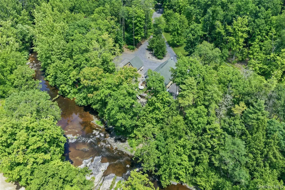302 Powder Mill Bridge Road Kingston, NY 12401