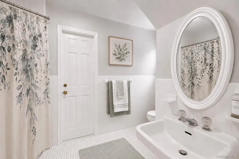 2340 Fairway Drive Cutchogue, NY 11935
