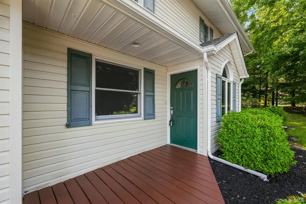 143 Pineview Avenue Bardonia, NY 10954