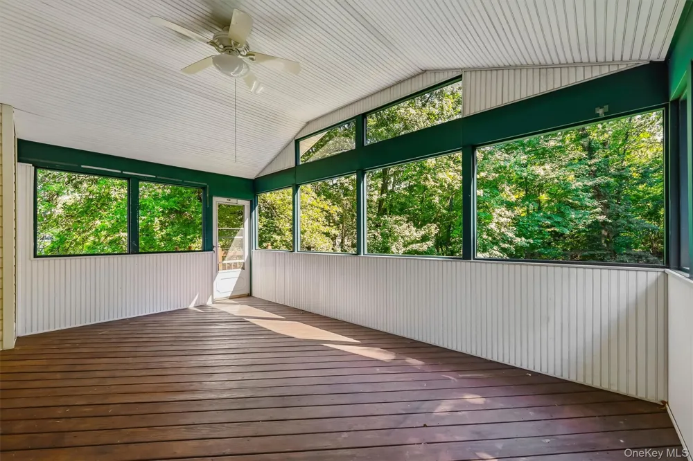 143 Pineview Avenue Bardonia, NY 10954
