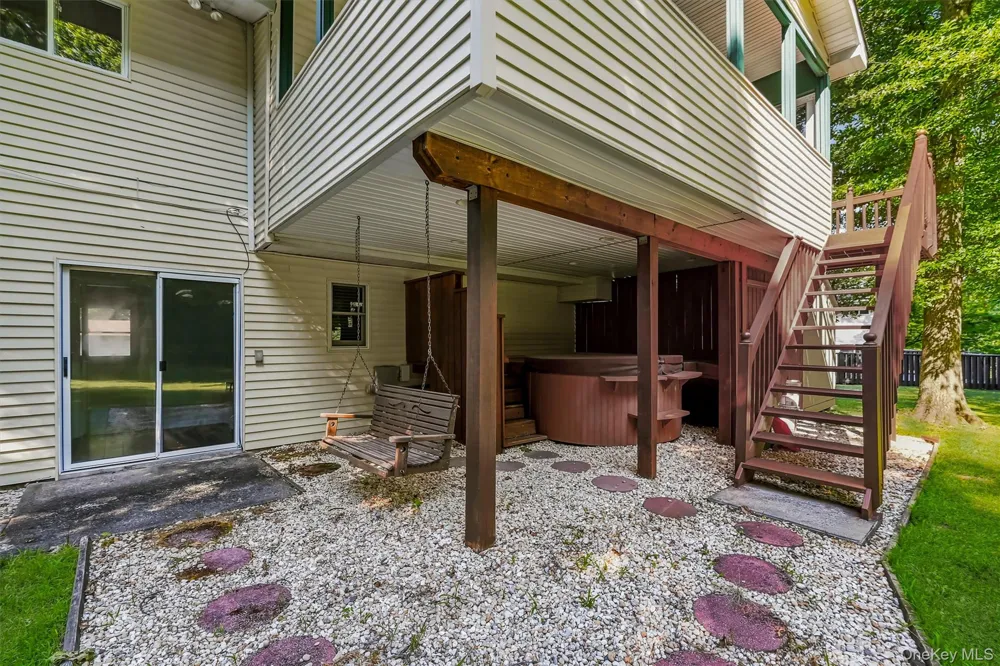143 Pineview Avenue Bardonia, NY 10954