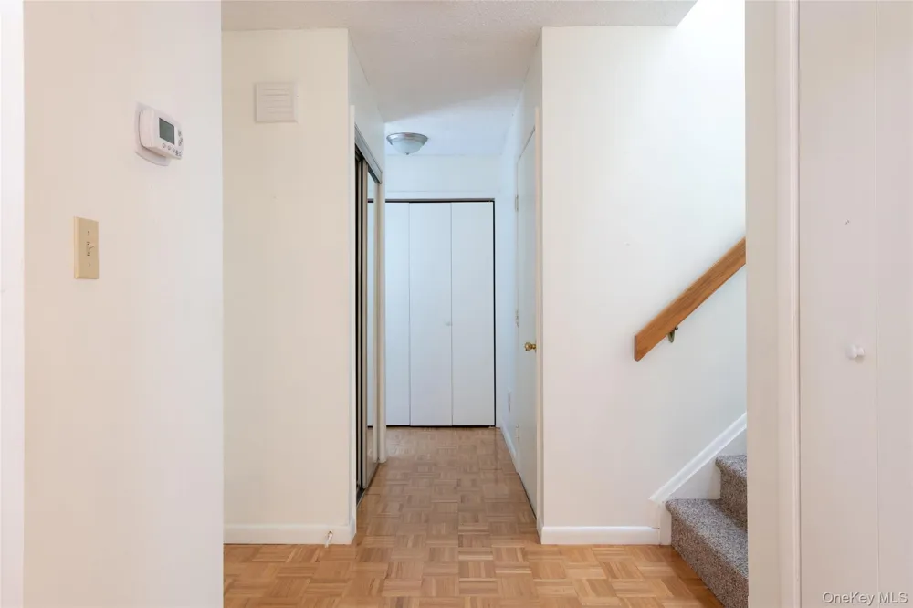 32 North Loop Rhinebeck, NY 12572