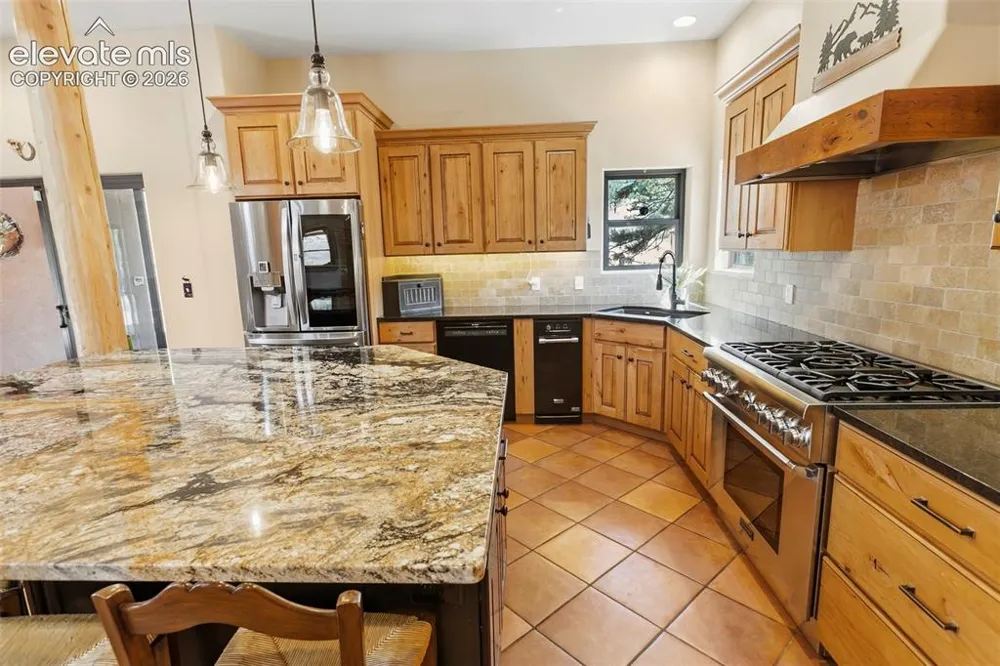 9660 Chipita Park Road Cascade, CO 80809