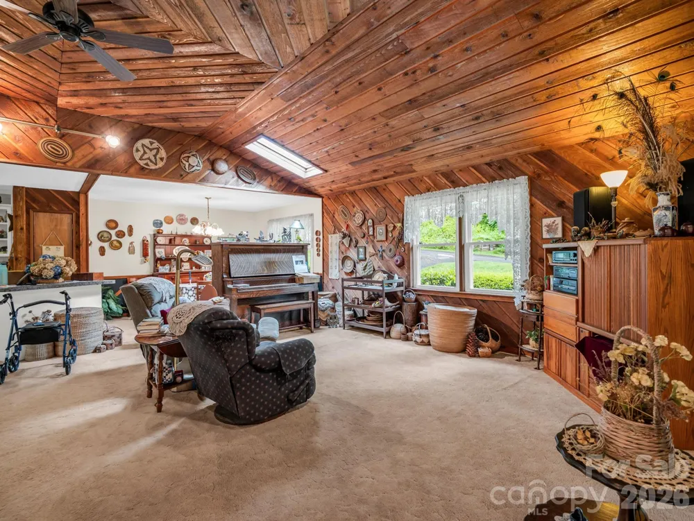 103 Maplewood Lane Marion, NC 28752