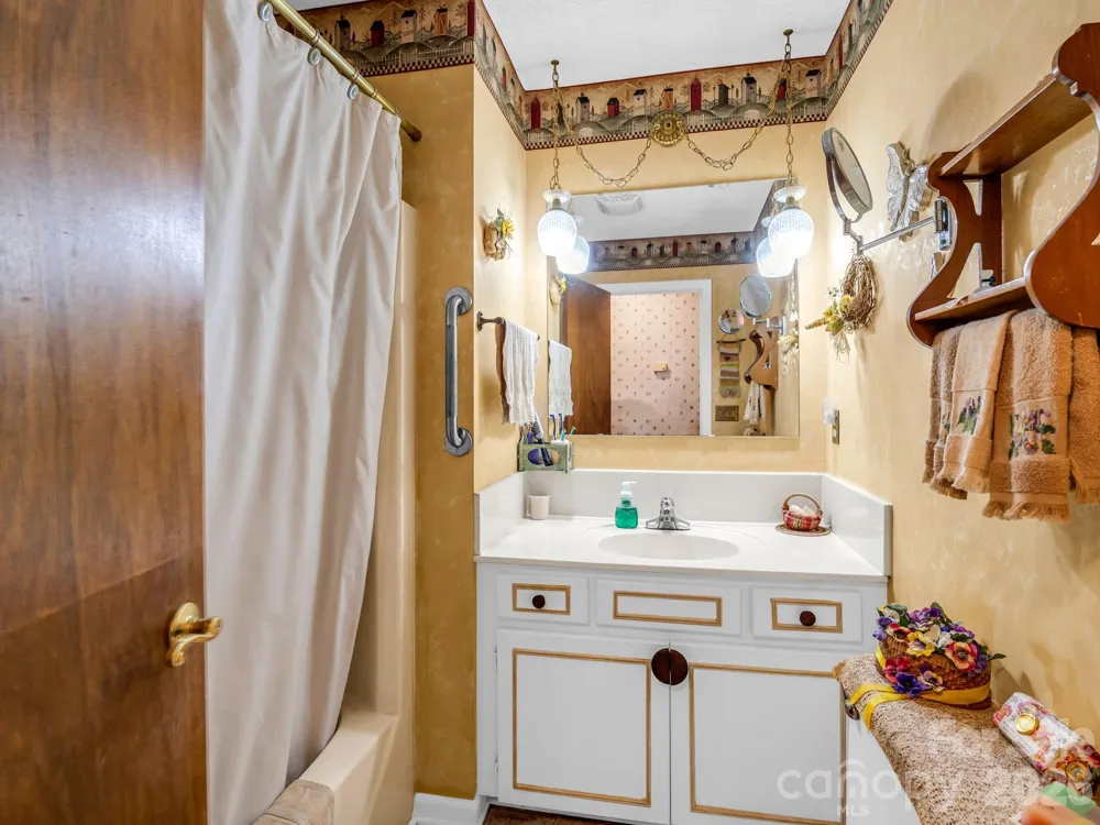 103 Maplewood Lane Marion, NC 28752