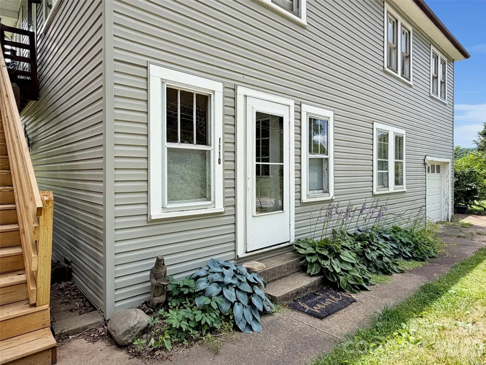 1114 Old Clyde Road Clyde, NC 28721