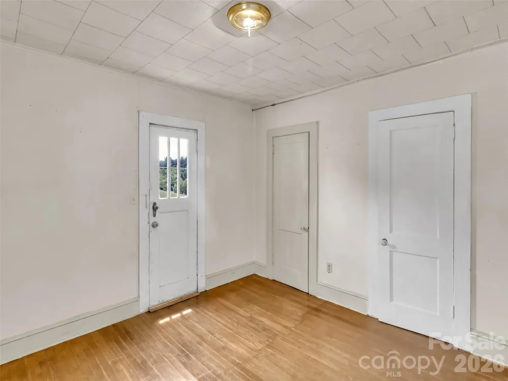 1114 Old Clyde Road Clyde, NC 28721