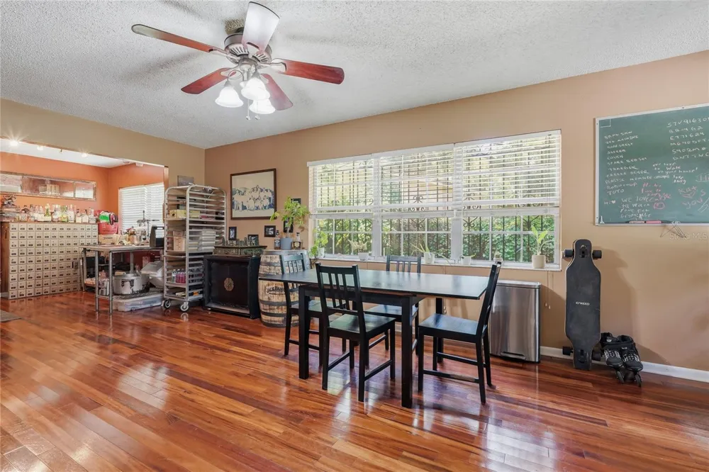 12922 ALBANY AVENUE Tampa, FL 33612