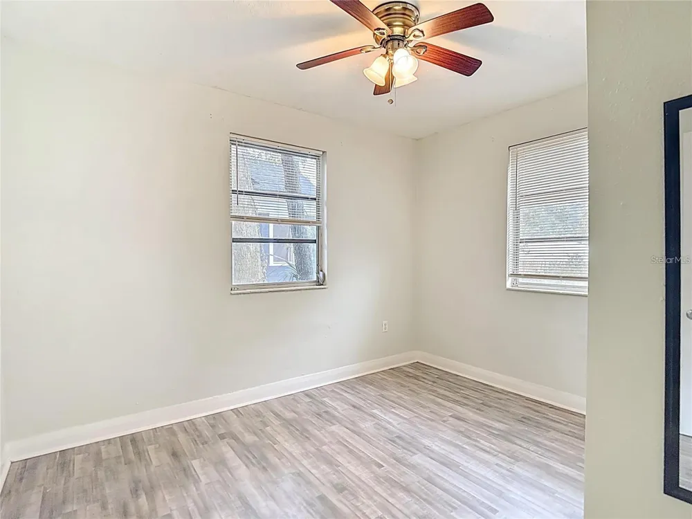 1008 E 24TH AVENUE Tampa, FL 33605