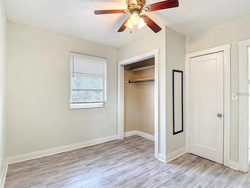 1008 E 24TH AVENUE Tampa, FL 33605