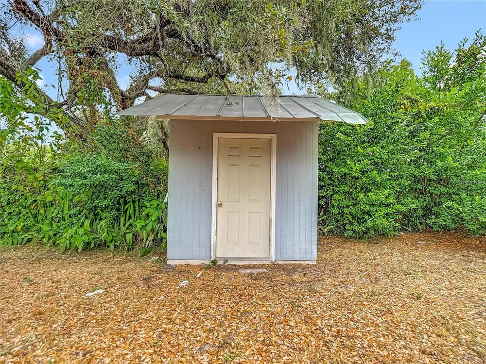 1008 E 24TH AVENUE Tampa, FL 33605