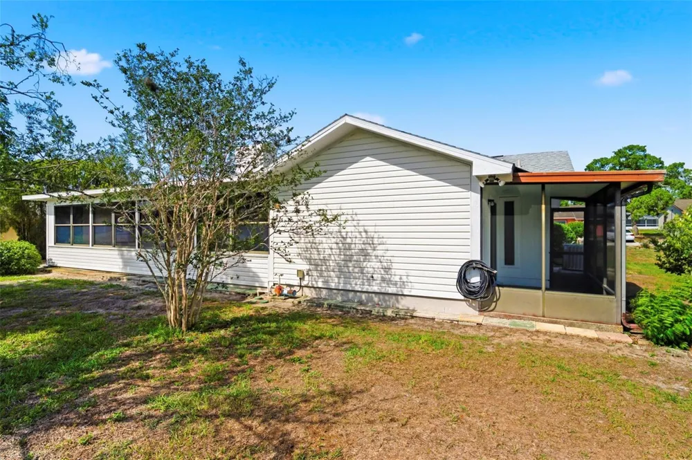 7457 GALLOWAY ROAD Weeki Wachee, FL 34613