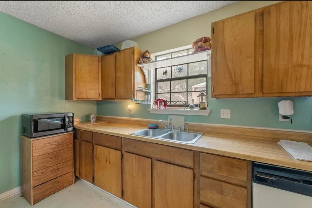 177 Highline Road Valley Mills, TX 76689