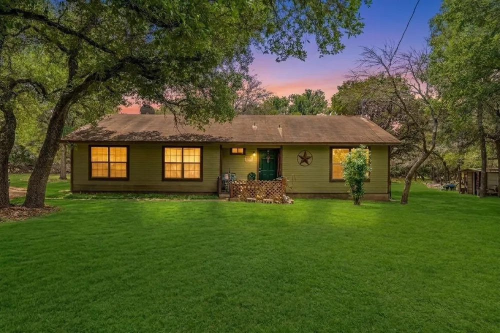 177 Highline Road Valley Mills, TX 76689