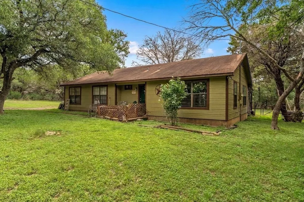 177 Highline Road Valley Mills, TX 76689