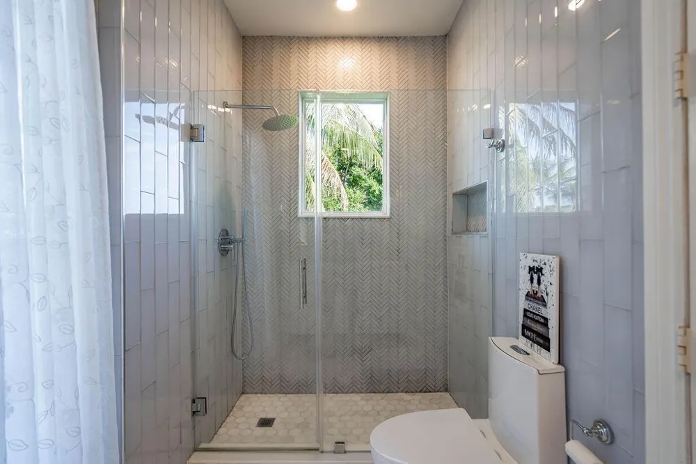 2530 NE 31ST COURT Lighthouse Point, FL 33064