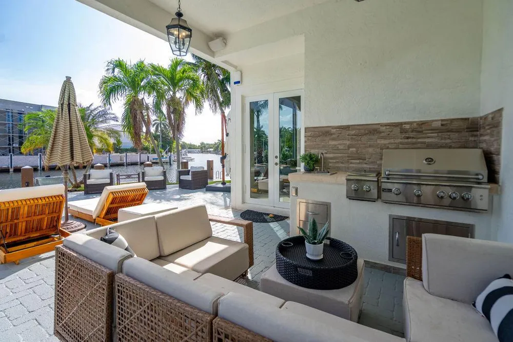 2530 NE 31ST COURT Lighthouse Point, FL 33064