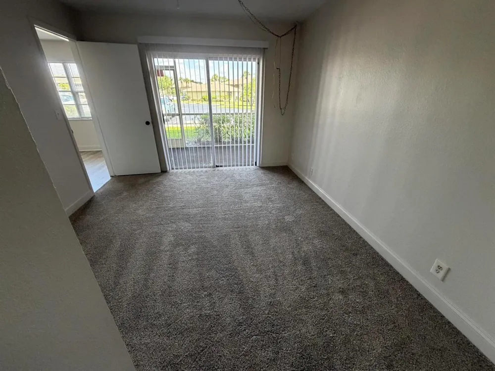 1546 SE ROYAL GREEN CIRCLE #102 Port St. Lucie, FL 34952
