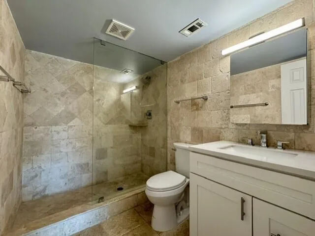 124 NE 19th Court #B102 Wilton Manors, FL 33305