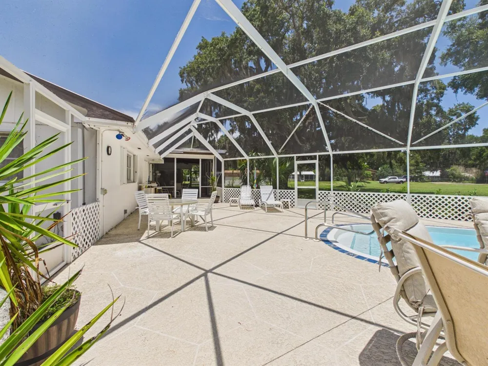 1501 SE 8TH DRIVE Okeechobee, FL 34974