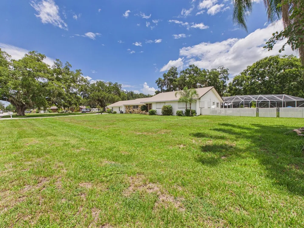 1501 SE 8TH DRIVE Okeechobee, FL 34974