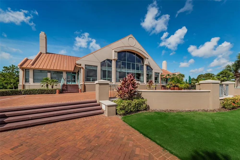 10497 LONGWOOD DRIVE Seminole, FL 33777