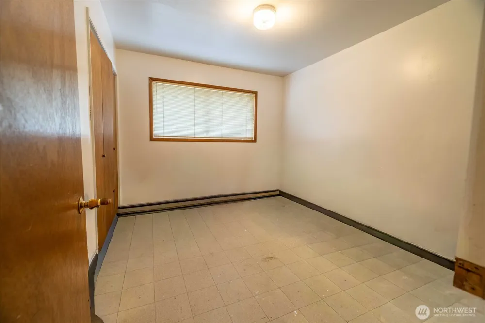66 Boundary Point Road Oroville, WA 98844