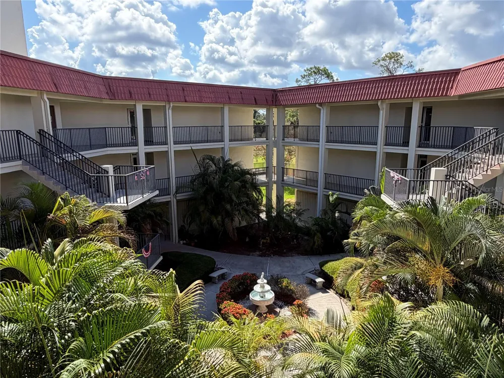 2700 BAYSHORE BOULEVARD #2108 Dunedin, FL 34698