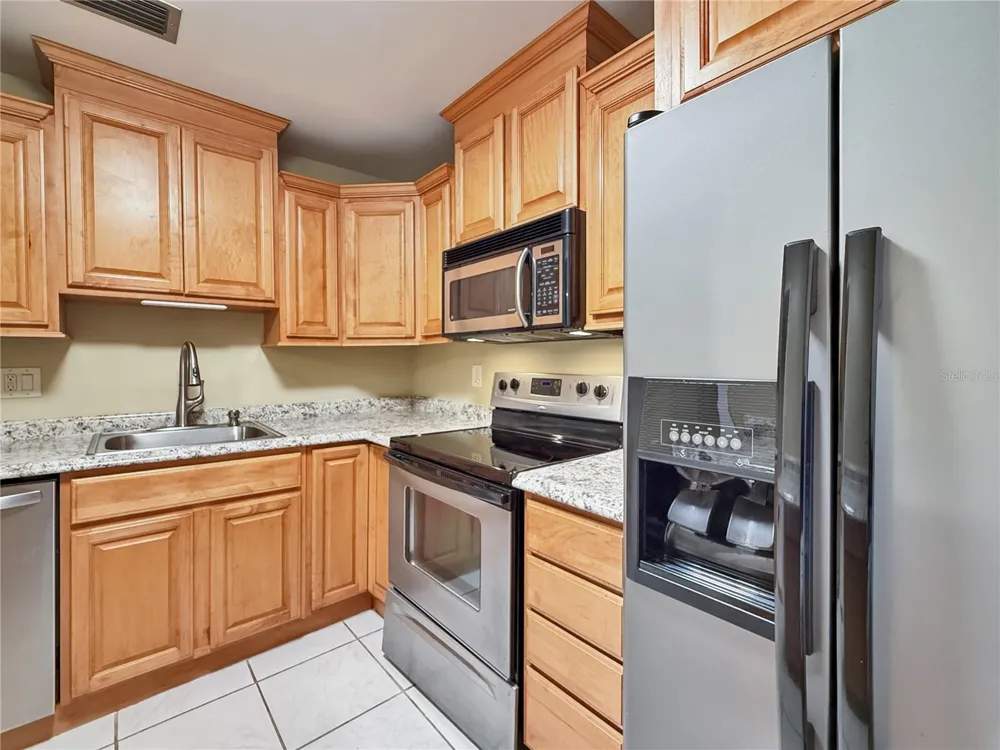2700 BAYSHORE BOULEVARD #2108 Dunedin, FL 34698