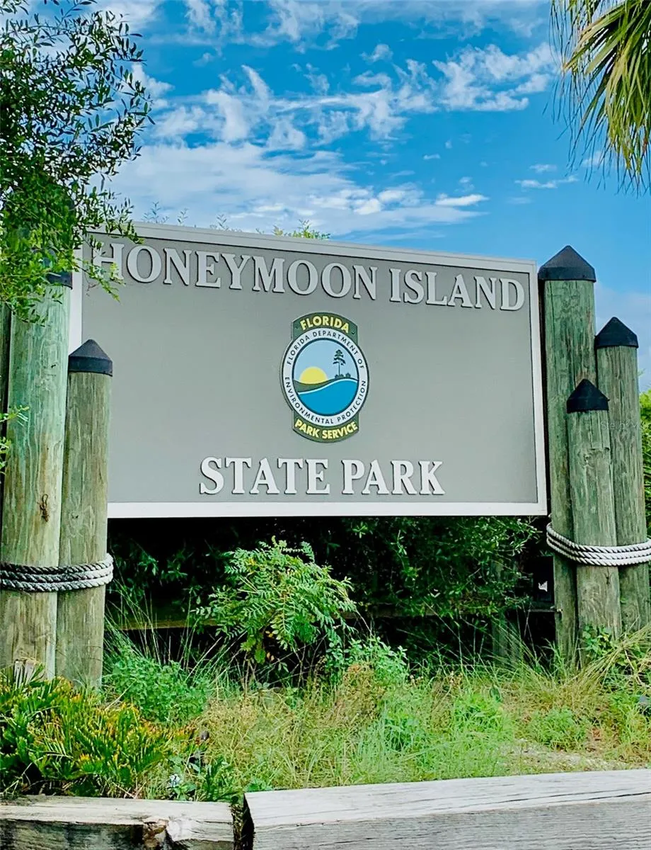 2700 BAYSHORE BOULEVARD #2108 Dunedin, FL 34698