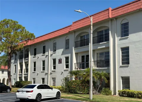 2700 BAYSHORE BOULEVARD #2108