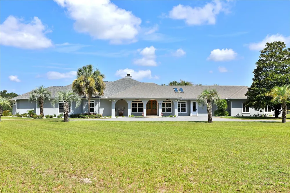 14285 US HIGHWAY 441 Citra, FL 32113