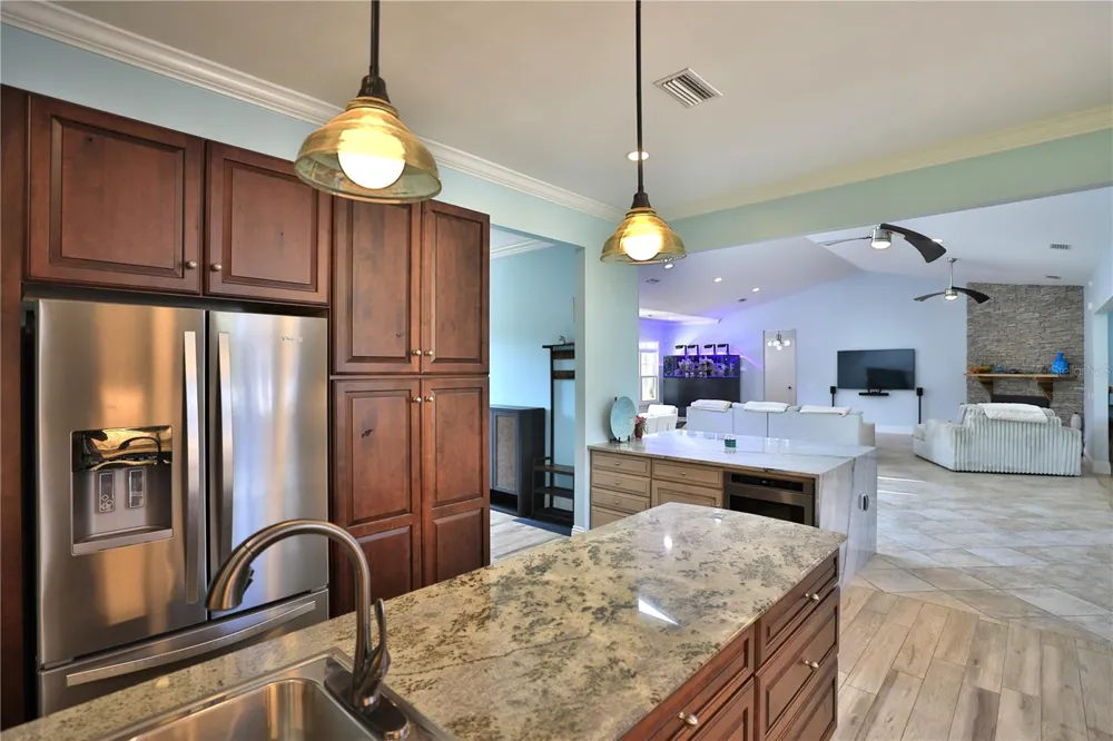 14285 US HIGHWAY 441 Citra, FL 32113