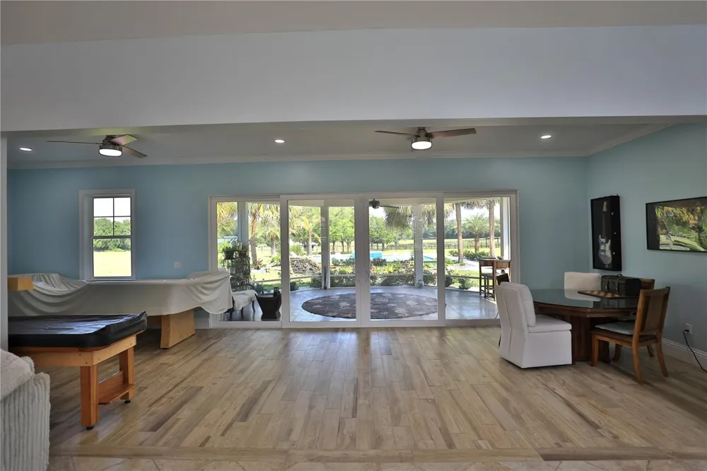 14285 US HIGHWAY 441 Citra, FL 32113