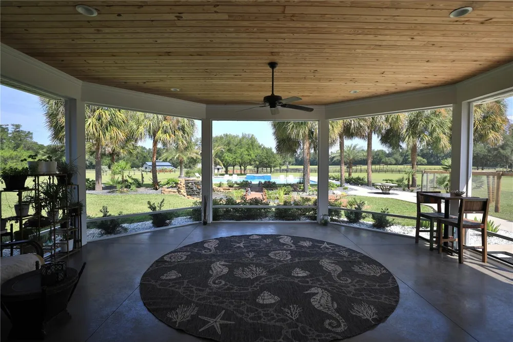 14285 US HIGHWAY 441 Citra, FL 32113
