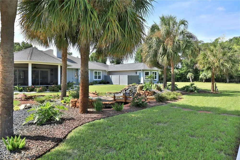 14285 US HIGHWAY 441 Citra, FL 32113