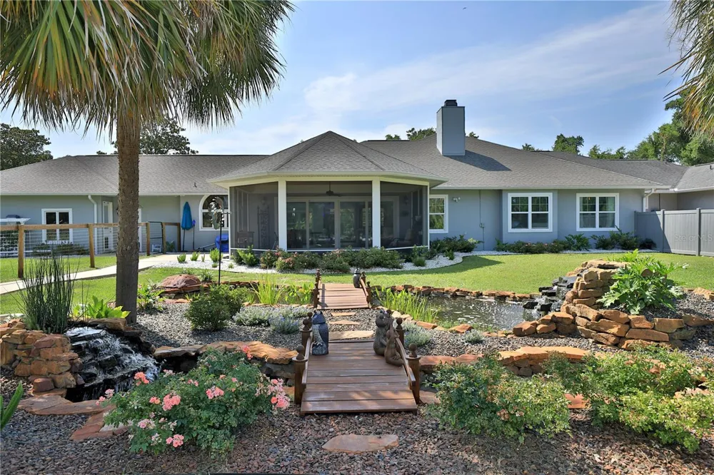 14285 US HIGHWAY 441 Citra, FL 32113