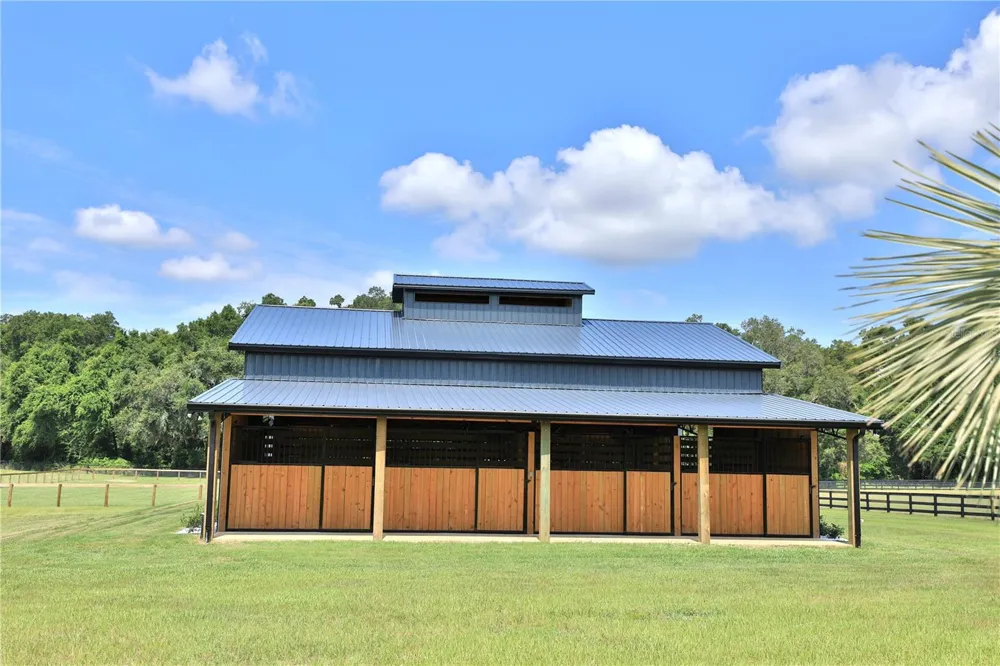 14285 US HIGHWAY 441 Citra, FL 32113