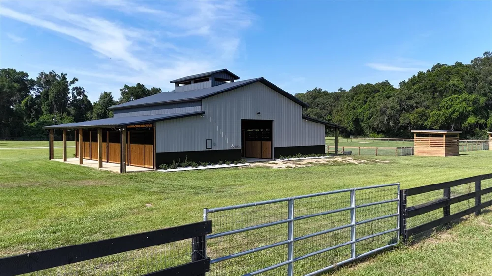 14285 US HIGHWAY 441 Citra, FL 32113