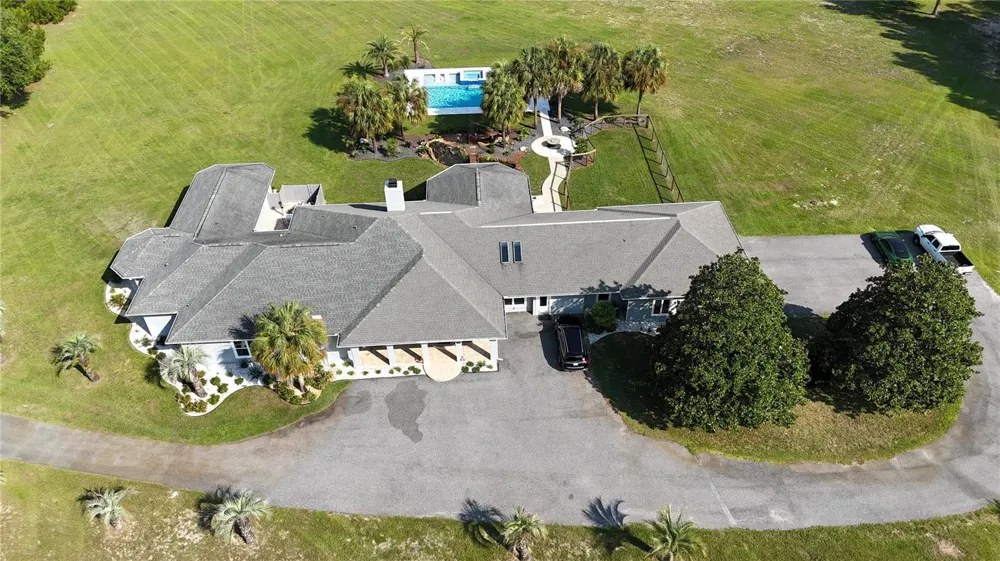 14285 US HIGHWAY 441 Citra, FL 32113