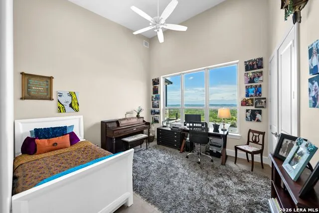 214 JUNGFRAU HILL RD Comfort, TX 78013