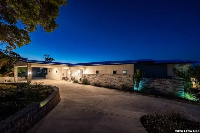 214 JUNGFRAU HILL RD Comfort, TX 78013