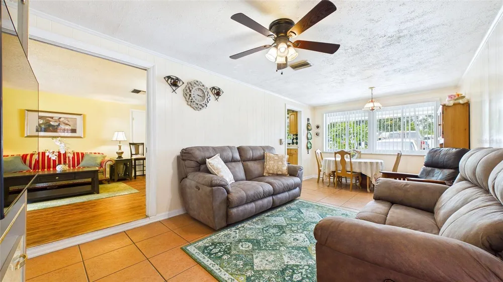 2809 EDENWOOD STREET Clearwater, FL 33759
